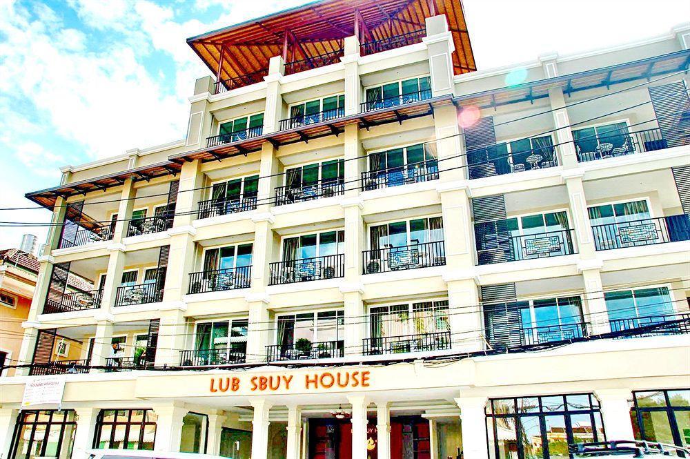 Lub Sbuy House Hotel - Sha Phuket Bagian luar foto
